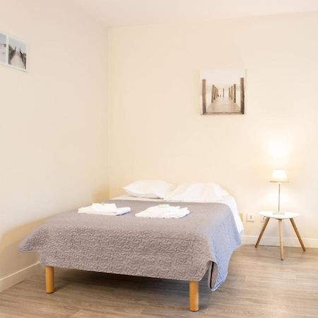 Le 12 Carnot - Serenite Assuree Dans Ce Grand Studio Lejlighed Poitiers Eksteriør billede